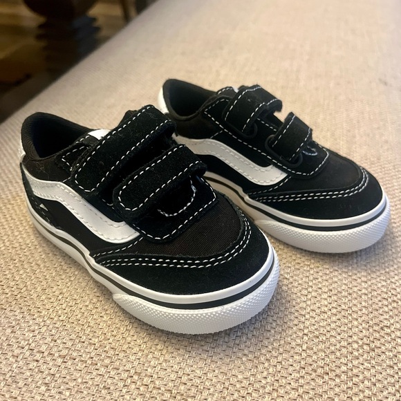 Vans Toddler Black and White Velcro Sneakers - Picture 2 of 5